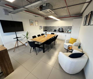 Espace indépendant 120 m² 8 postes Coworking Rue de Meyrin Ferney-Voltaire 01210 - photo 1